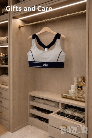 Комплект от стягащ клин alo yoga и бюстие alo yoga, снимка 2 - Спортни екипи - 53437427
