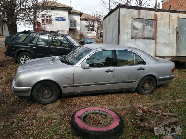 Mercedes E250TD, снимка 9 - Автомобили и джипове - 45235779