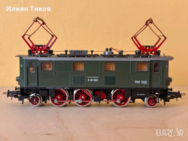 Електрически локомотив Roco E32 / BR132 H0 1:87 влак, вагон, влакче, снимка 2 - Влакчета, самолети, хеликоптери - 53777006