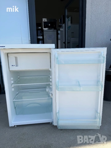 Малък хладилник с камера Либхер 50 см широк