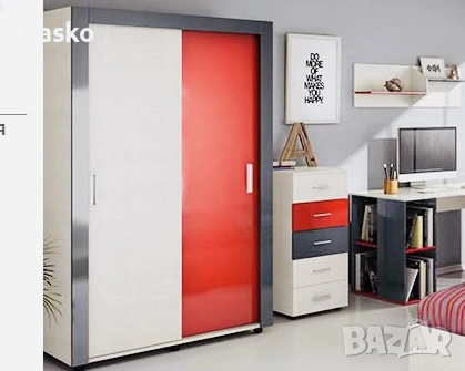 Гардероб Нидо с плъзгащи врати в много добро състояние!