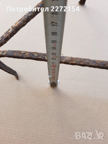 Тринога за огнище , снимка 2 - Антикварни и старинни предмети - 50524623