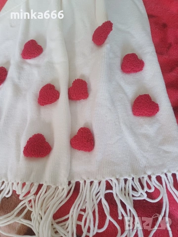 Дамски шал, снимка 3 - Шалове - 53087820