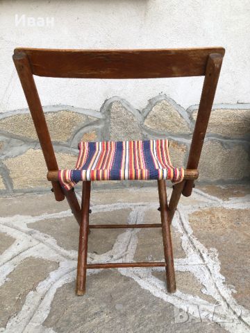 Малък антикварен стол сгъваем, снимка 5 - Антикварни и старинни предмети - 45102732