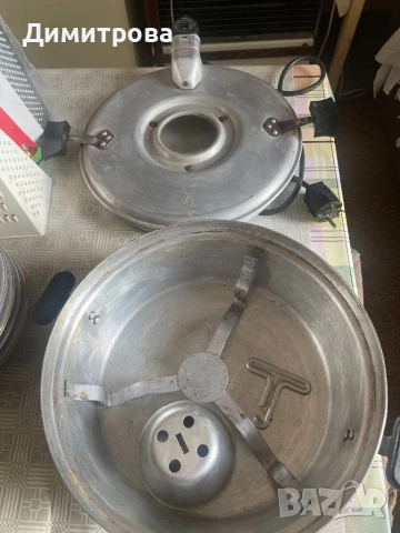 Електрическа тенджера с аксесоари и захранващ кабел, снимка 3 - Съдове за готвене - 51040696