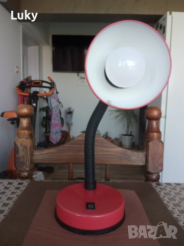 Работна,настолна лампа.
