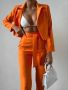 Оранжев костюм