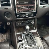 VW Touareg 4.2 TDI V8 340hp / панорама  -цена 31 150лв частно лице продава  перфектна , няма забележ, снимка 11 - Автомобили и джипове - 45526778