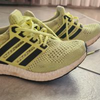 Adidas UltraBoost дамски маратонки номер 38, снимка 1 - Маратонки - 45129037