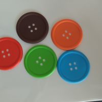 Подложки за чаши - забавни копчета, снимка 1 - Прибори за хранене, готвене и сервиране - 46212953