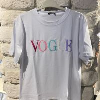 Дамски тениски Vogue бродерия, снимка 3 - Тениски - 45874879