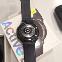 Samsung Active 2, снимка 3 - Смарт часовници - 45484800