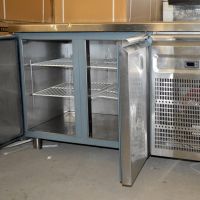 Хладилна маса, снимка 3 - Обзавеждане на кухня - 45435426