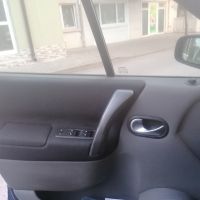 Renault Scenic II 1.9 , снимка 14 - Автомобили и джипове - 45178825