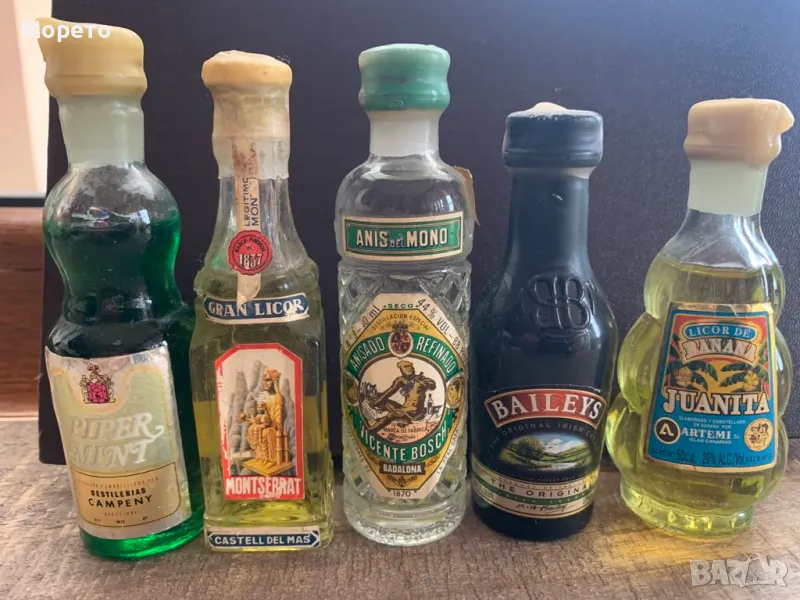 Стари сувенирни шишенца,бутилчици за колекция -Лот-15, снимка 1