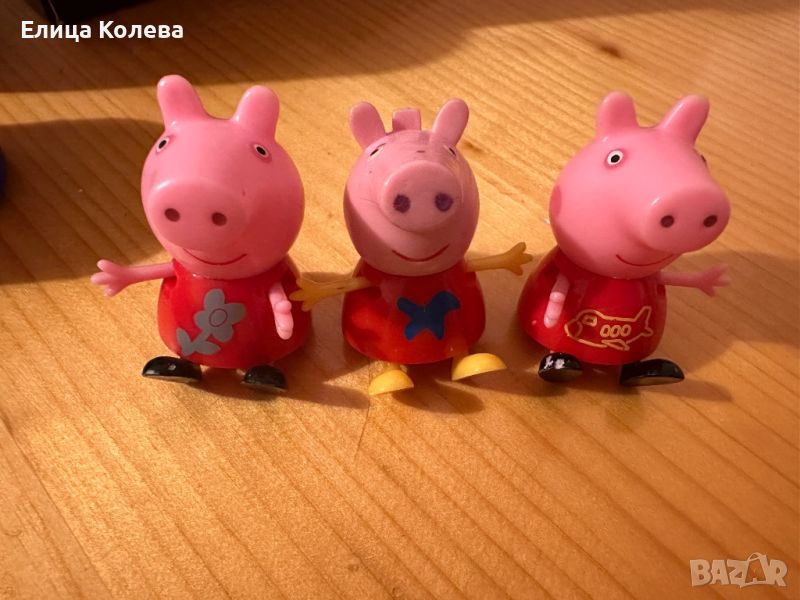 Peppa Pig, 3 оригинални фигурки на Прасенцето Пепа, снимка 1