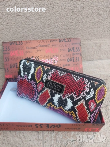 Дамско портмоне Guess/SG-A80, снимка 4 - Портфейли, портмонета - 33639551