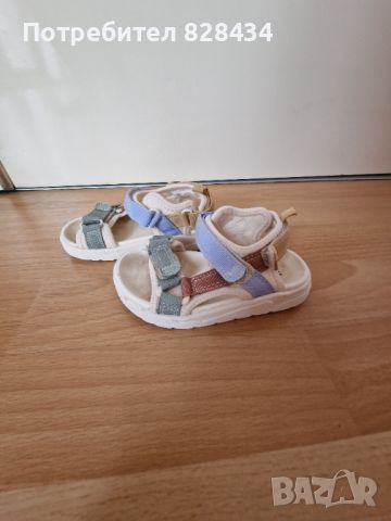 Сандали H&M, снимка 1 - Детски сандали и чехли - 46243550