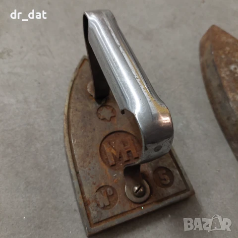 Стари френски ютии, снимка 3 - Антикварни и старинни предмети - 39469007