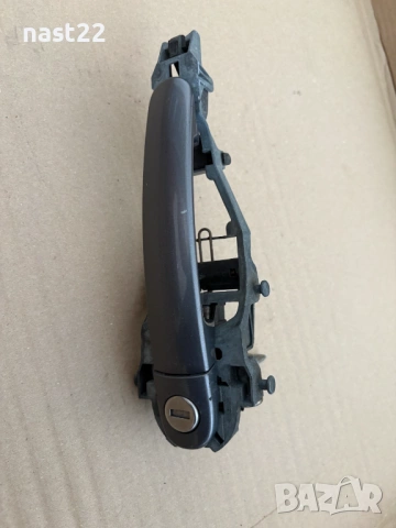 Предна лява дръжка за Голф 5 2+1 врати сива