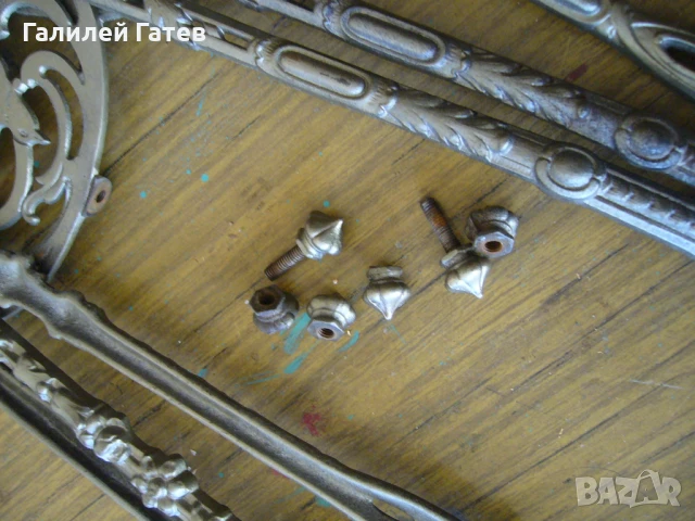 Старинен Метален Цветарник - Чугунен, снимка 9 - Антикварни и старинни предмети - 50509315