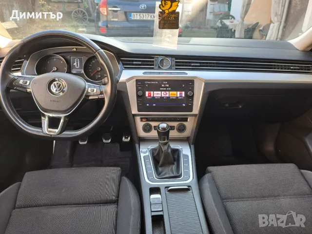 VW Passat 1.6  120кс., снимка 7 - Автомобили и джипове - 48979726