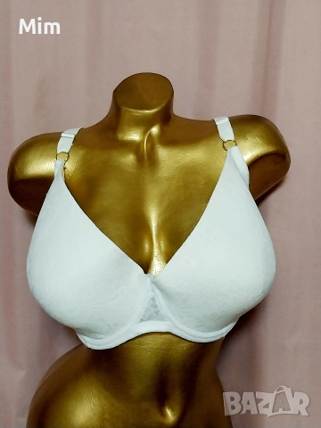 95 Н Бял сутиен за много едър бюст 