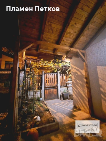 Изработка на Ветроупорни завеси, Врати за навеси, Беседки и Навеси!, снимка 9 - Ремонти на къщи - 54147161