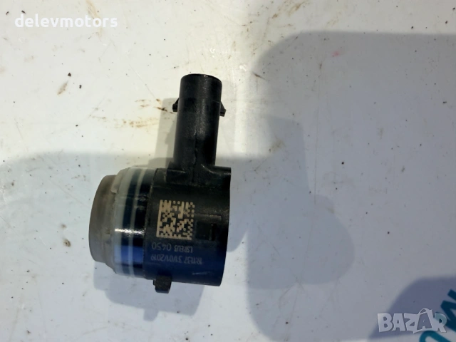 284385DA1B / 284385DE3B заден парктроник от Infiniti Q30S 2.0T 211ph., engine 270920, Sport, AWD, Pa, снимка 2 - Части - 53482644