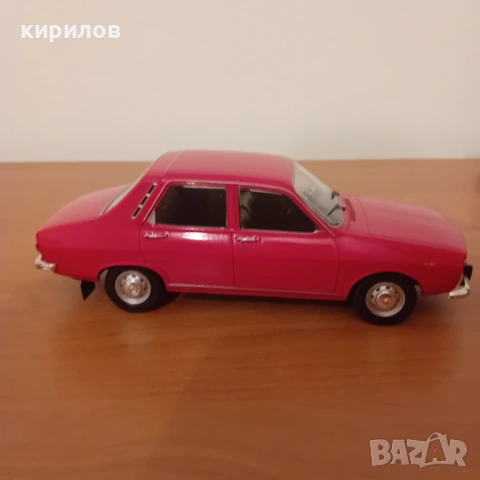 Умалени мащабни модели Москвич 403 и Дачия, снимка 4 - Колекции - 54221118