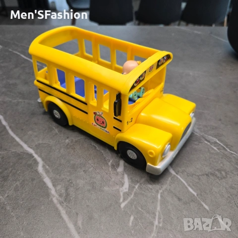 Cocomelon - сет музикален автобус,микрофон,пиано,музикална плюшена играчка,фигури, снимка 3 - Музикални играчки - 51842709