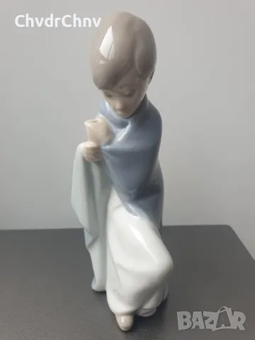 НАО ЛАДРО испанска порцеланова фигура на момче-овчарче/NAO LLADRO статуетка 16см, снимка 1 - Колекции - 47141721