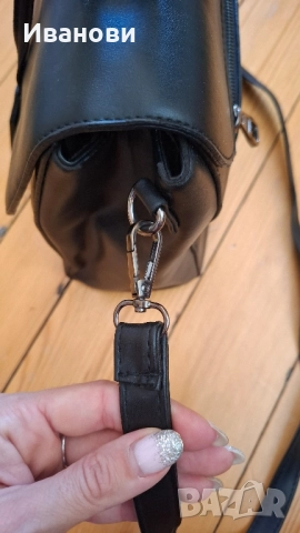 Черна, дамска чанта Saint Laurent, снимка 3 - Чанти - 51785396