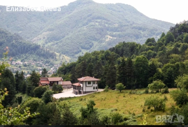 Предлагаме за продажба два парцела с. Мостово, сменен статут, ток и вода