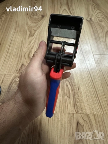 Rennsteig Клещи за изрязване на проходи, снимка 2 - Клещи - 52889715