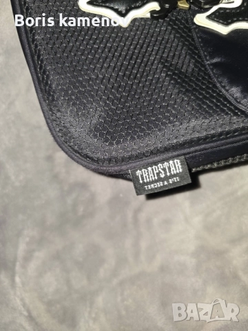 Чанта Trapstar, снимка 4 - Чанти - 52887169