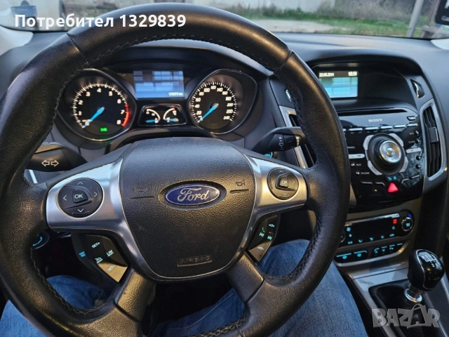 Ford Focus 1,6 Turbo, снимка 7 - Автомобили и джипове - 52653864
