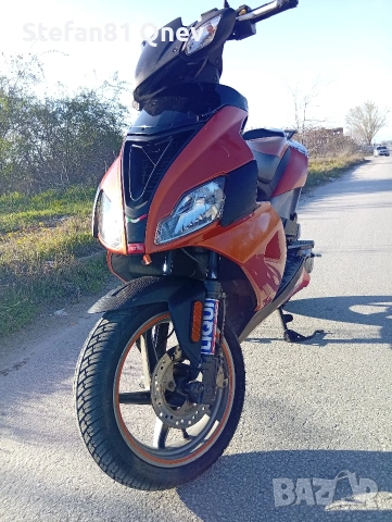 Хубави скутери 50 кубикови 