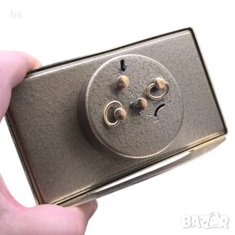 Ретро механичен будилник Slava (обслужен), снимка 5 - Антикварни и старинни предмети - 49842249