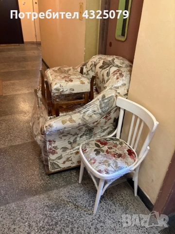Диван ИКЕА , фотьойл с табуретки, 3бр столове., снимка 4 - Дивани и мека мебел - 54298262