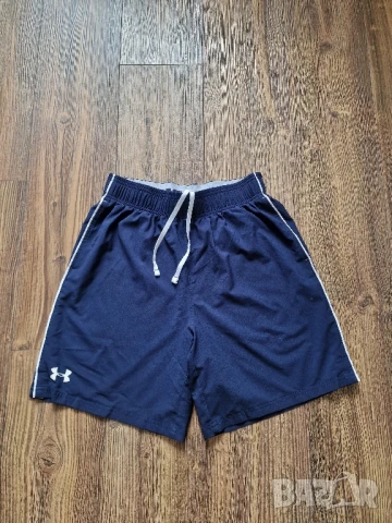 Страхотни мъжки къси панталони UNDER ARMOUR размер M 
