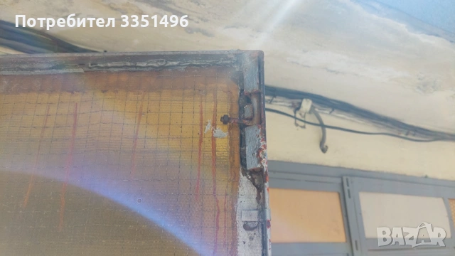 ПРОДАВАМ МАСИВНИ ЖЕЛЕЗНИ ГАРАЖНИ ВРАТИ В МНОГО ДОБРО СЪСТОЯНИЕ, снимка 6 - Гаражни врати - 54129292