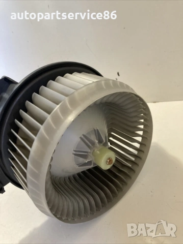 Мотор за вентилатор на отопление за Jeep Compass 2.0 CRD (2009) AY272700-5101, снимка 2 - Части - 53390857