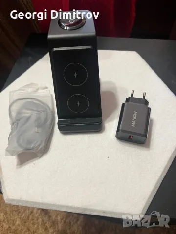 Безжично зарядно устройство 3в1 бързо зарядно устройство, снимка 2 - Оригинални зарядни - 49503085