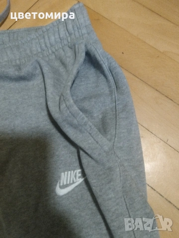 Nike размер XL , снимка 3 - Спортни дрехи, екипи - 53211347