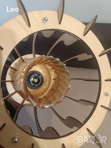 Единичен Дървен Полилей, снимка 2 - Полилеи - 53994429