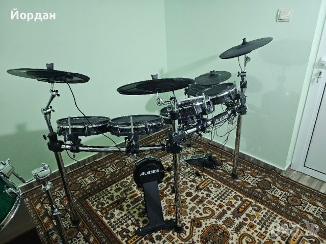 Електронни барабани "Alesis DM10 MK II PRO", снимка 1 - Ударни инструменти - 46780975