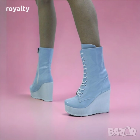 Боти на платформа - син лак
