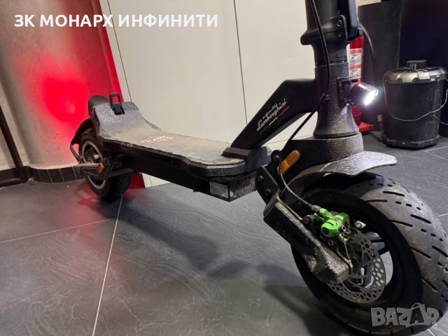 Електрическа тротинетка Lamborghini ALEXT/+зарядно/липсва копче за гъзта, снимка 4 - Друга електроника - 53700184