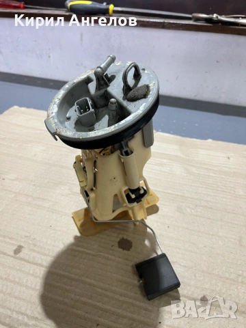 Бензинова помпа за BMW E46